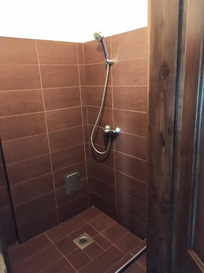 Tassi Halaszcsarda - Sueger Haz Exteriör bild