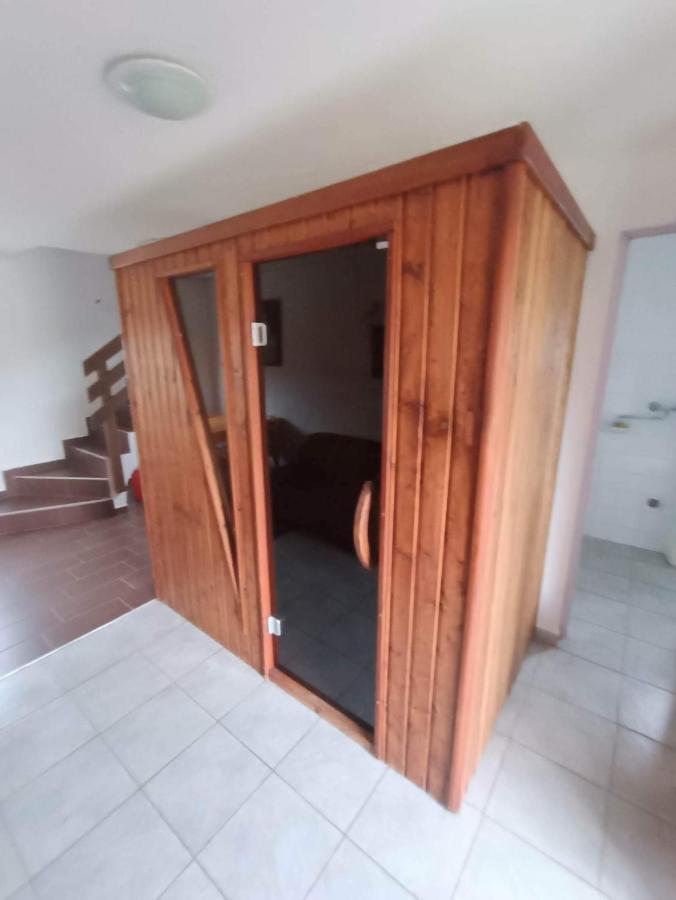Tassi Halaszcsarda - Sueger Haz Exteriör bild